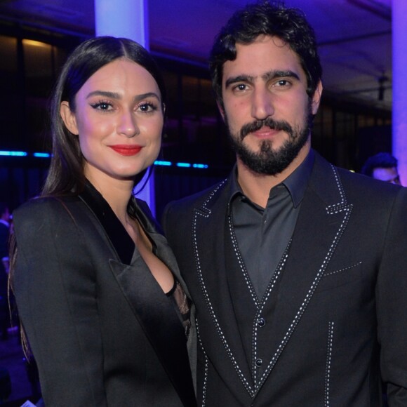 Thaila Ayala assume relacionamento com Renato Góes durante a premiação GQ Men of the Year, que aconteceu em São Paulo, na noite de quinta-feira, 30 de novembro de 2017