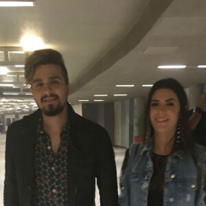 Luan Santana curtiu o show de Bruno Mars com a namorada, Jade Magalhães