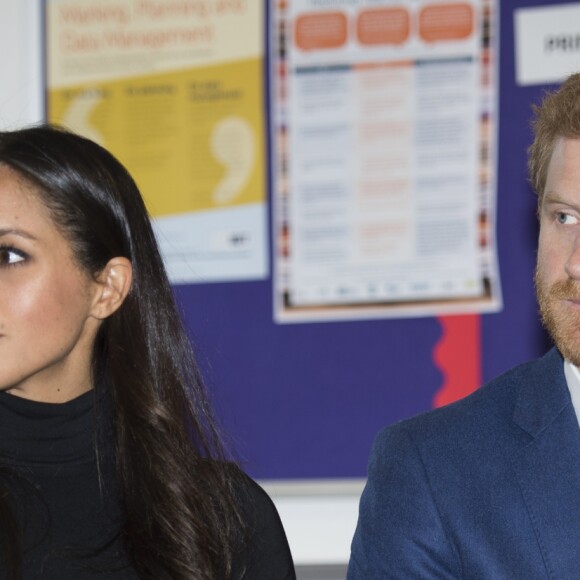 Príncipe Harry e Meghan Markle fugiram da tradição da nobreza e optaram por um sabor de bolo inédito