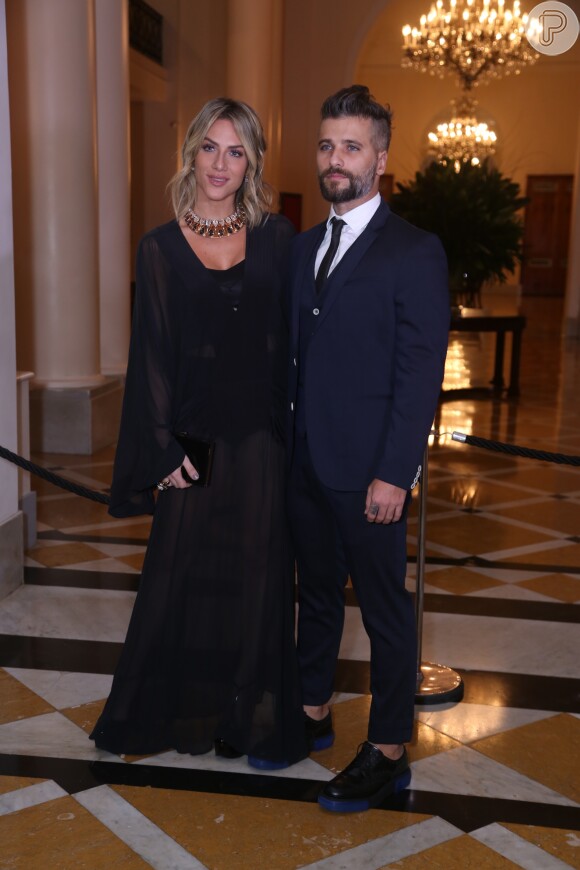Giovanna Ewbank e Bruno Gagliasso estão casados há oito anos