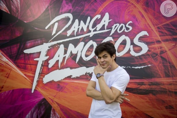 Na final do 'Dança dos Famosos', Lucas Veloso pede apoio e votos da torcida para vencer programa
