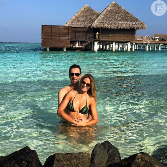 Ticiane Pinheiro e Cesar Tralli curtem lua de mel no Taj Exotica Resort & Spa, nas Ilhas Maldivas