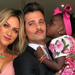 Assessoria de Giovanna Ewbank nega ao Purepeople, nesta quarta-feira, 6 de dezembro de 2017, que Títi fará reality ao lado dos pais, Bruno Gagliasso e Giovanna Ewbank