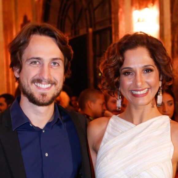 Camila Pitanga e Igor Angelkorte terminaram namoro de pouco mais de dois anos. Informação do jornal 'Extra' foi confirmada por fonte do Purepeople, nesta quarta-feira, 6 de dezembro de 2017