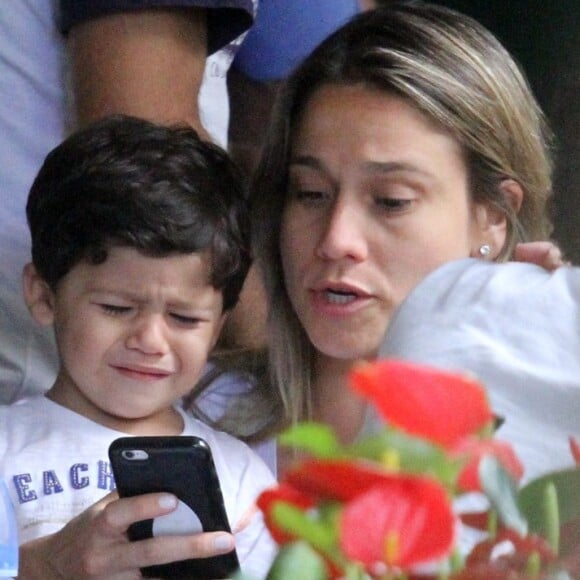 Fernanda Gentil passeia em família com filho, Gabriel e namorada, Priscila Montandon, nesta quarta-feira, dia 06 de dezembro de 2017