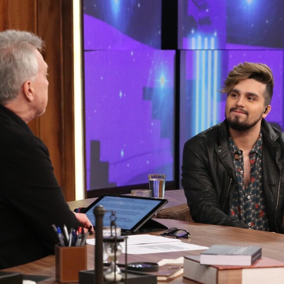 Luan Santana ponderou: 'Música sertaneja é minha essência é e sempre vai ser. Mas é muito gostoso a gente trazer um pouco de cada para o seu jeito de fazer música'
