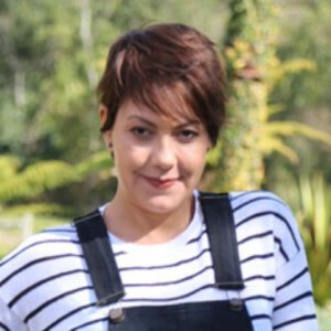 Fabiula Nascimento não tem problema algum em mostrar seu corpo nu