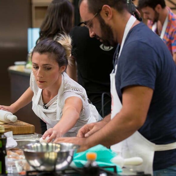 Ex-'MasterChef' Taise e Valter se conheceram no reality gastronômico e assumiram namoro em agosto