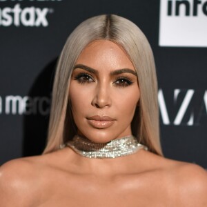 Kim Kardashian vai enviar presentes para barriga de alguel e seus familiares: 'Ela quer mimá-la e mostrar sua gratidão'