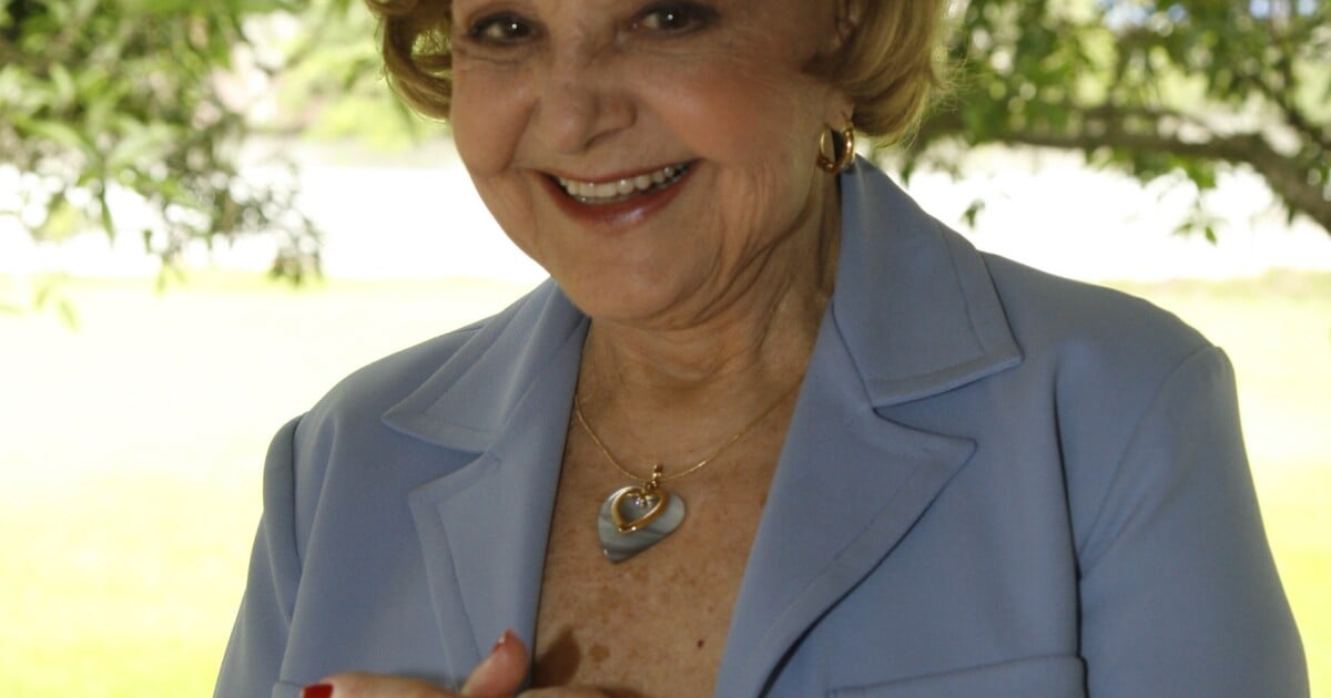 Eva Todor morre aos 98 anos devido à pneumonia 'Esteve doente o ano todo' Purepeople