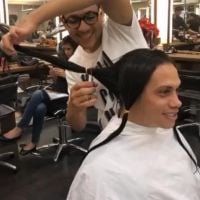 Silvero Pereira muda visual e adota cabelo curto:'Me sentindo 10 anos mais novo'