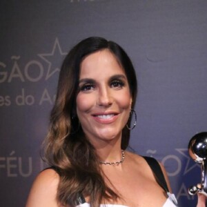 Ivete Sangalo dedicou o prêmio ao filho Marcelo, de 8 anos, e às filhas gêmeas