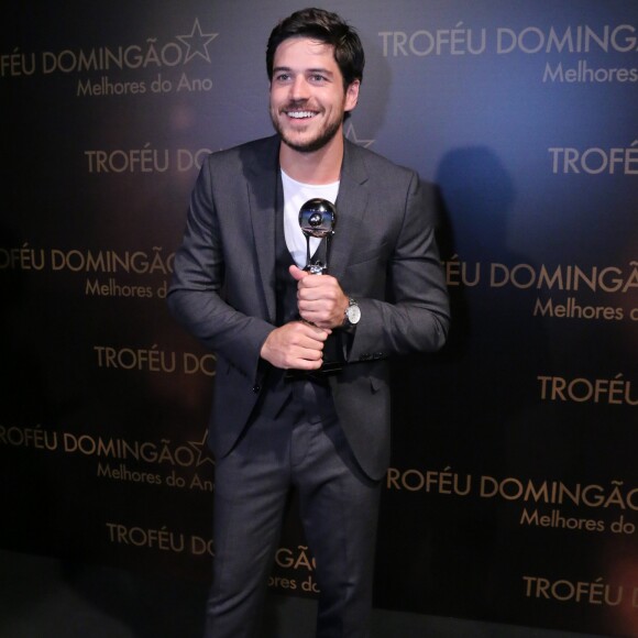 Marco Pigossi no Prêmio Melhores do Ano, promovido pelo 'Domingão do Faustão' na noite deste domingo, 10 de dezembro de 2017