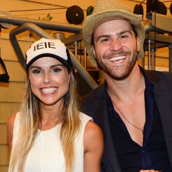 Flávia Viana e Marcelo Ié Ié começaram o relacionamento durante 'A Fazenda' e decidiram levar o namoro para fora do reality show