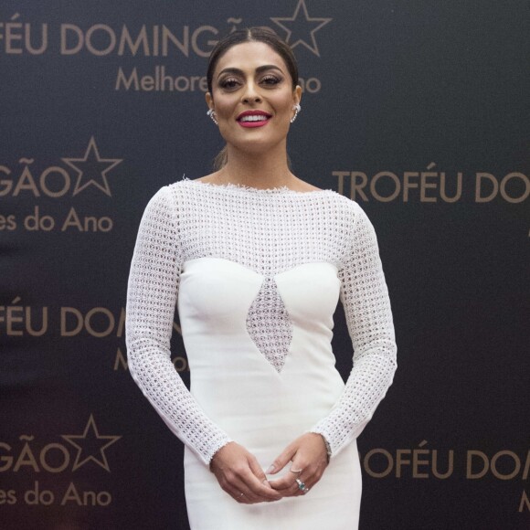 Juliana Paes perdeu o prêmio para Paolla Oliveira, a Jeiza de 'A Força do Querer', e confessou que ficou desapontada