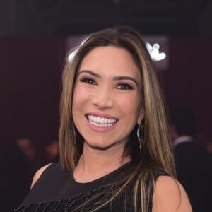 Patricia Abravanel filmou o sobrinho Tiago Abravanel brincando com Pedro, filho dela, de 3 anos, no aniversário de 87 anos de Silvio Santos: 'Guerra de travesseiro'