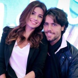 Paula Fernandes nega volta com Thiago Arancam após evento juntos