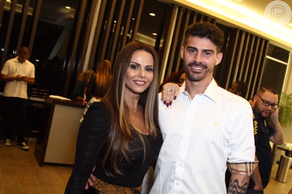Viviane Araujo está disputando apartamento com o ex-noivo, Radamés Martins