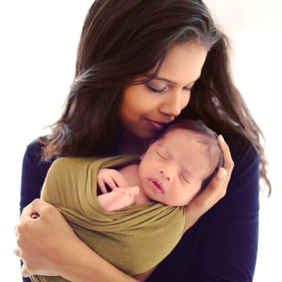 Bernardo, primeiro filho de Aline Dias, nasceu em primeiro de novembro de 2017