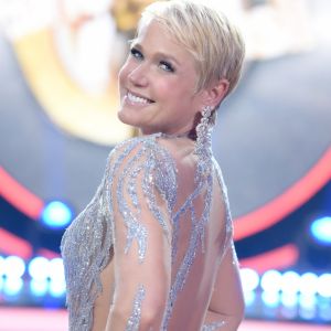 Xuxa Meneghel, de férias em Nova York, se recusa a voltar ao Brasil para participar do amigo-oculto da Record