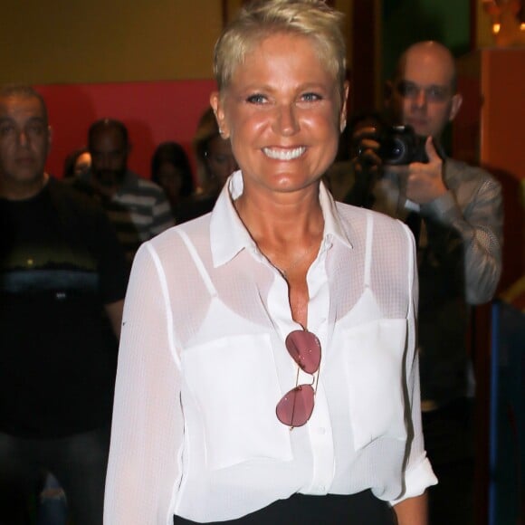 De acordo com a assessoria da Record, Xuxa interagiu com os demais participantes do amigo-secreto. Xuxa também se desculpou pela falta e alegou que já tinha planejado as férias ao lado de Sasha