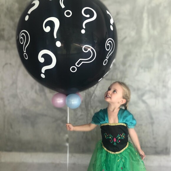 Grávida, Mariana Bridi revelou que está esperando um menino, fruto do casamento com Rafael Cardoso