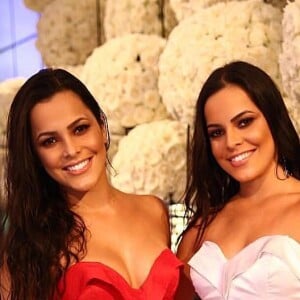 Ex-BBB Emilly Araújo foi acompanhada pela gêmea, Mayla, ao show do grupo Raça Negra