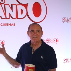 Renato Aragão comparece à première do filme 'O Touro Ferdinando', no Rio