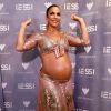Ivete Sangalo exibe barrigão da gravidez de gêmeos em show no Festival de Verão de Salvador, em 16 de dezembro de 2017