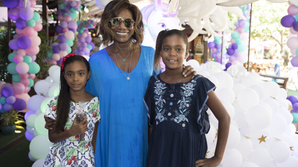 Gloria Maria comemora aniversário das filhas com festa no Rio. Veja fotos!
