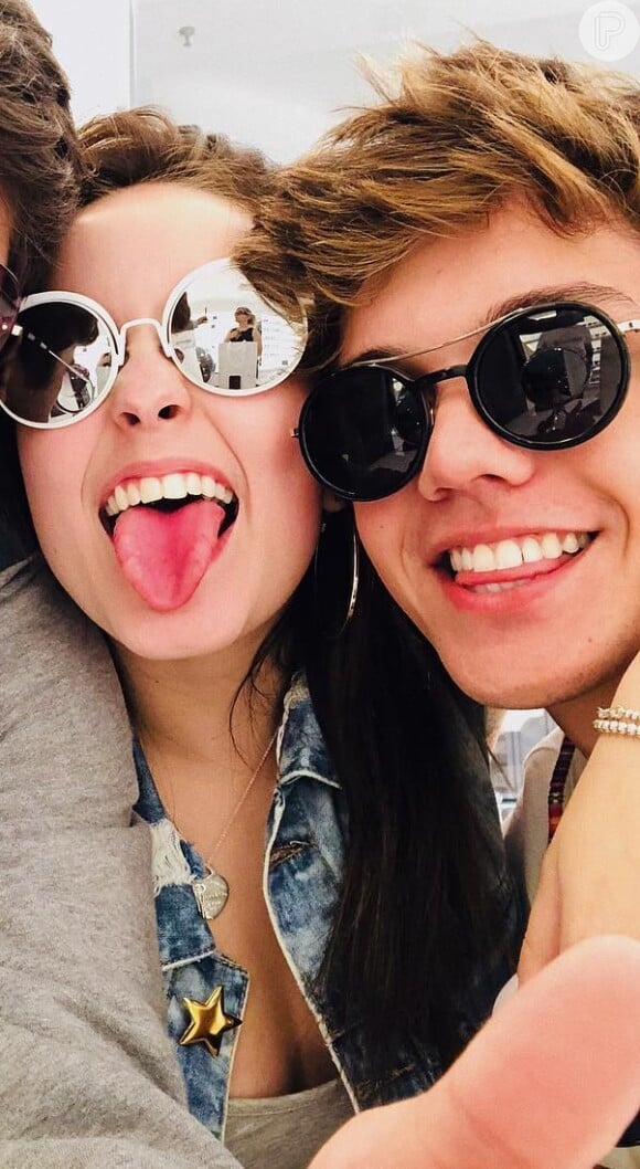 Larissa Manoela e o namorado, Leonardo Cidade, assumiram o relacionamento em dezembro de 2017