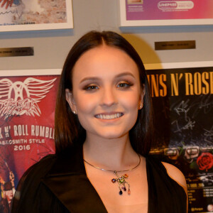 Larissa Manoela agitou a web ao participar do 'Encontro com Fátima Bernardes', na Globo