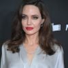 Angelina Jolie recentemente recusou o acordo de R$ 327 milhões no processo de divórcio de Brad Pitt