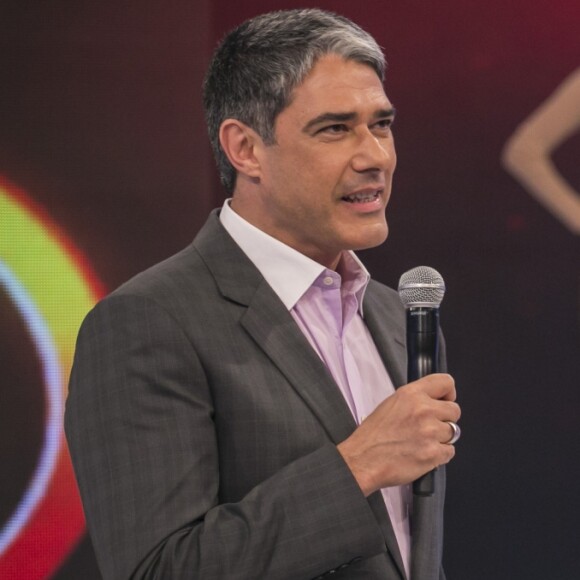 Nas redes sociais, William Bonner foi chamado de 'mito' e 'blogueiro' pelos internautas