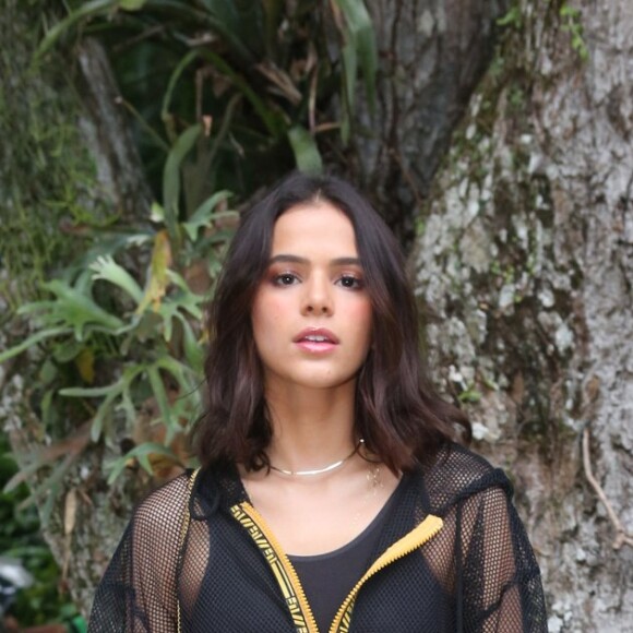 'Eu queria perder peso para viver Catarina. Com o estou me preparando há mais de um ano, tive tempo de fazer isso com calma e cuidando da saúde', afirmou Bruna Marquezine sobre a silhueta