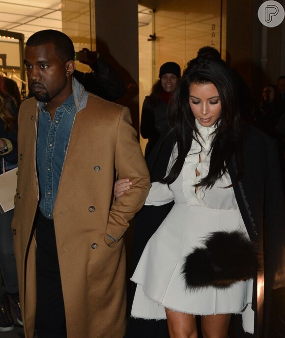 Kim Kardashian e Kanye West não querem que o filho que esperam apareça no reality show dos Kardashians, de acordo com a própria Kim, durante entrevista ao programa 'Jimmy Kimmel Live', nesta terça-feira, 29 de janeiro de 2013