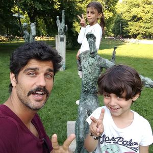Bruno Cabrerizo é pai dos italianos Gaia, de 7 anos, e Elia, de 4 anos,