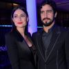 Renato Góes e Thaila Ayala confirmaram o relacionamento no prêmio da revista 'GQ'