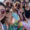 Paula Fernandes passeou de barco com amigos em Fernando de Noronha nesta sexta-feira, 29 de dezembro de 2017