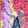 Miley Cyrus se apresenta no World Music Awards 2014