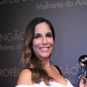 Vencedora do prêmio Melhores do Ano, Ivete se considera rigorosa: 'Inclusive eu digo ao Marcelo: 'Mainha tá chata hoje''