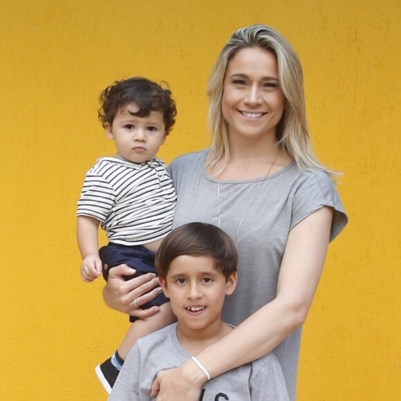 Fernanda Gentil aparece ao lado dos filhos, Gabriel e Lucas