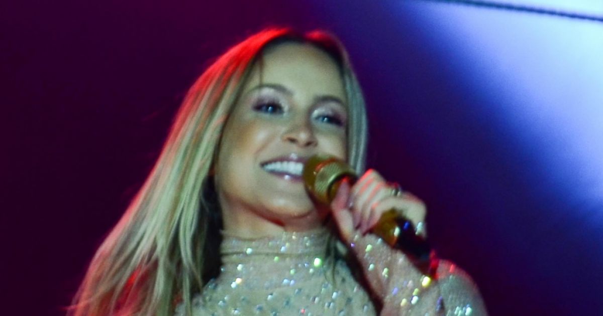 Claudia Leitte Quase Perdeu A Contagem Regressiva Para A Chegada De 2018 Ao Fazer Show Na 1029