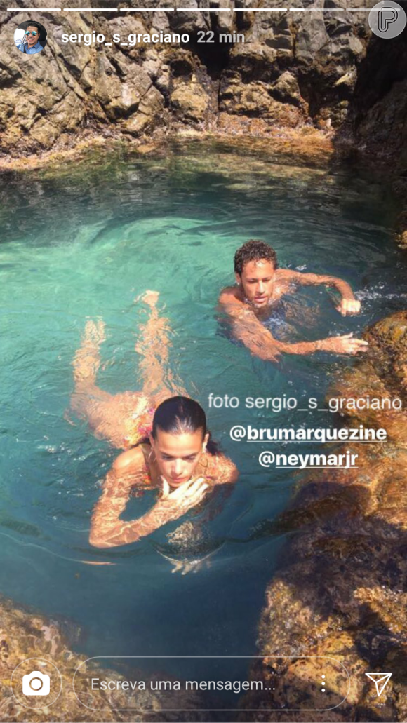 Bruna Marquezine e Neymar curtiram dia de sol em Fernando de Noronha