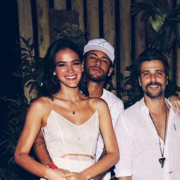 Neymar e Bruna Marquezine passaram o réveillon em Fernando de Noronha