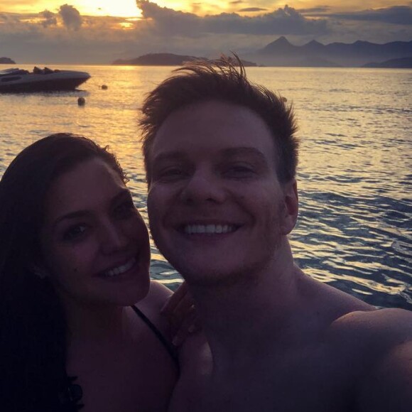 Michel Teló mostrou outro registro, do casal: 'Minha gatinha, meu amor!'