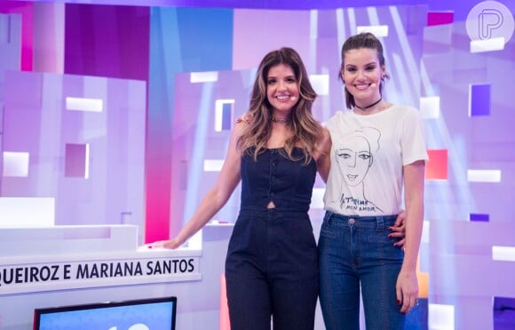 Camila Queiroz se reuniu com Mariana Santos e restante do elenco em confraternização de despedida da novela 'Pega Pega'