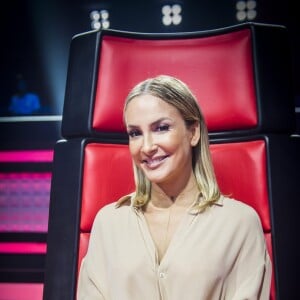 Claudia Leitte fala sobre as diferenças entre os The Voices: 'Como sou mãe, quando sento na cadeira do The Voice adulto, eu tenho uma preocupação maternal, que eu acho que foi o que diferenciou dos meus colegas, que são todos homens. Aí lá, eu cuido deles, cuido de quem é do meu time, eu tenho um negócio especial'