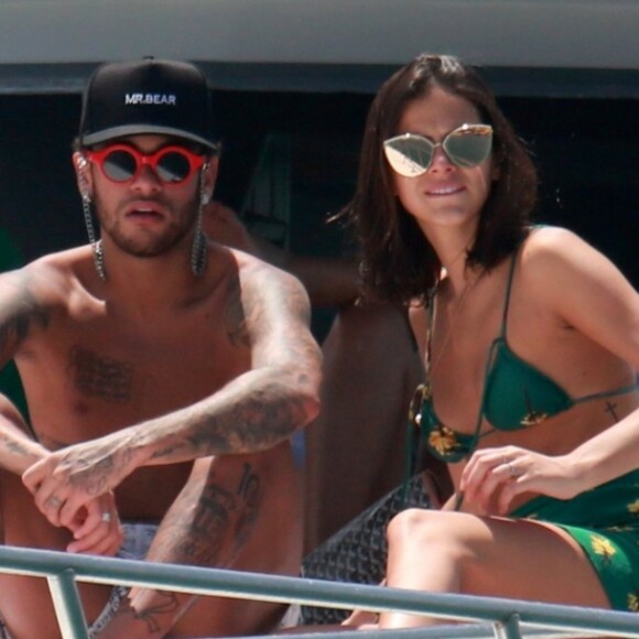 Bruna Marquezine e Neymar passaram juntos o réveillon em Fernando de Noronha