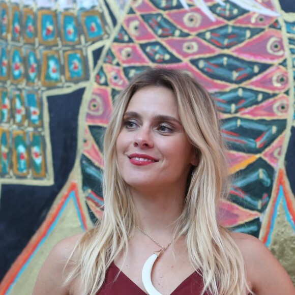 'A parte bonita já superou em muito a parte ruim. Ela para mim, hoje em dia, é uma lembrança boa. Algo que... é mais uma limonadinha que a gente fez com o limão! Não acesso mais as memórias ruins, só as boas', disse Carolina Dieckmann